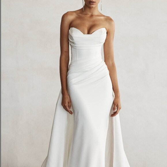 Jane Hill- Huntleigh Wedding Dress Size 13 - Picture 10 of 13